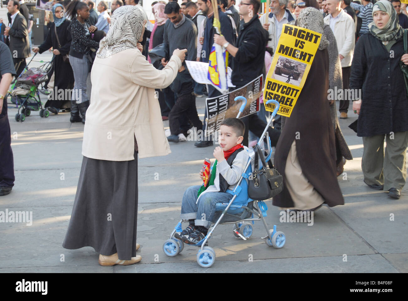 'boycott Israel' Hezbullah London Stock Photo