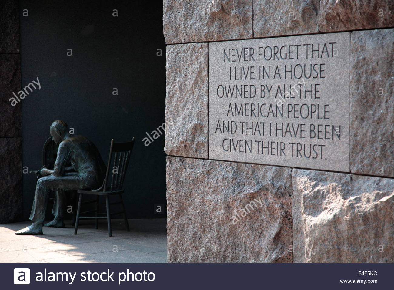The Fireside Chat Sculpture By George Segal At The Fdr Memorial In Stock Photo Alamy The Fireside Chat Sculpture By George Segal At The Fdr Memorial In Stock Photo Alamy