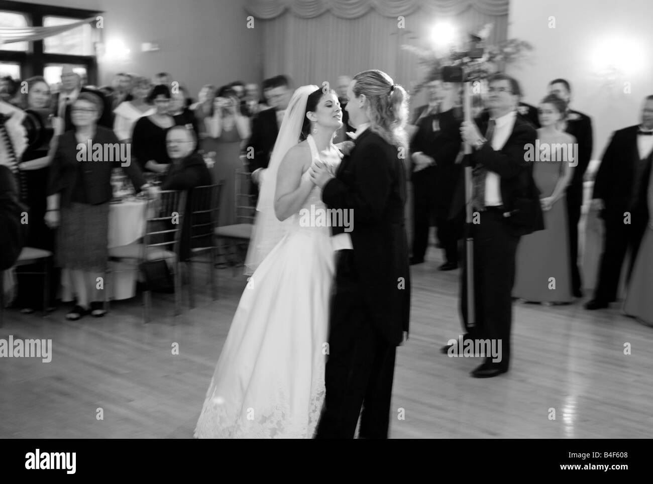 A Bride and Groom dance at their wedding in Connecticut USA Stock Photo ...