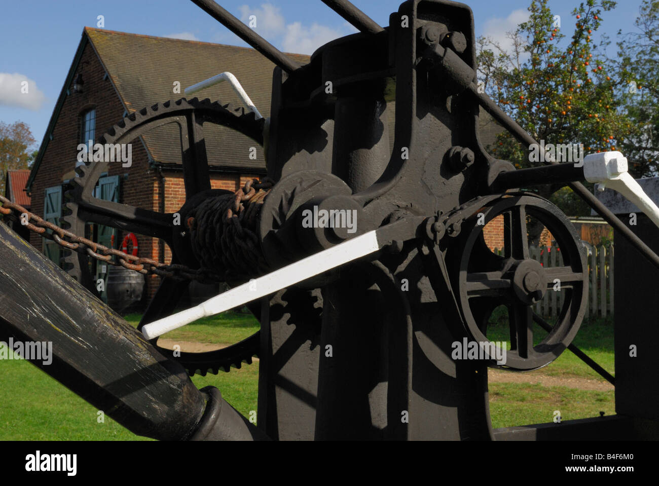 Hand operated crane at Dapdune Wharf, Guildford Stock Photo Alamy