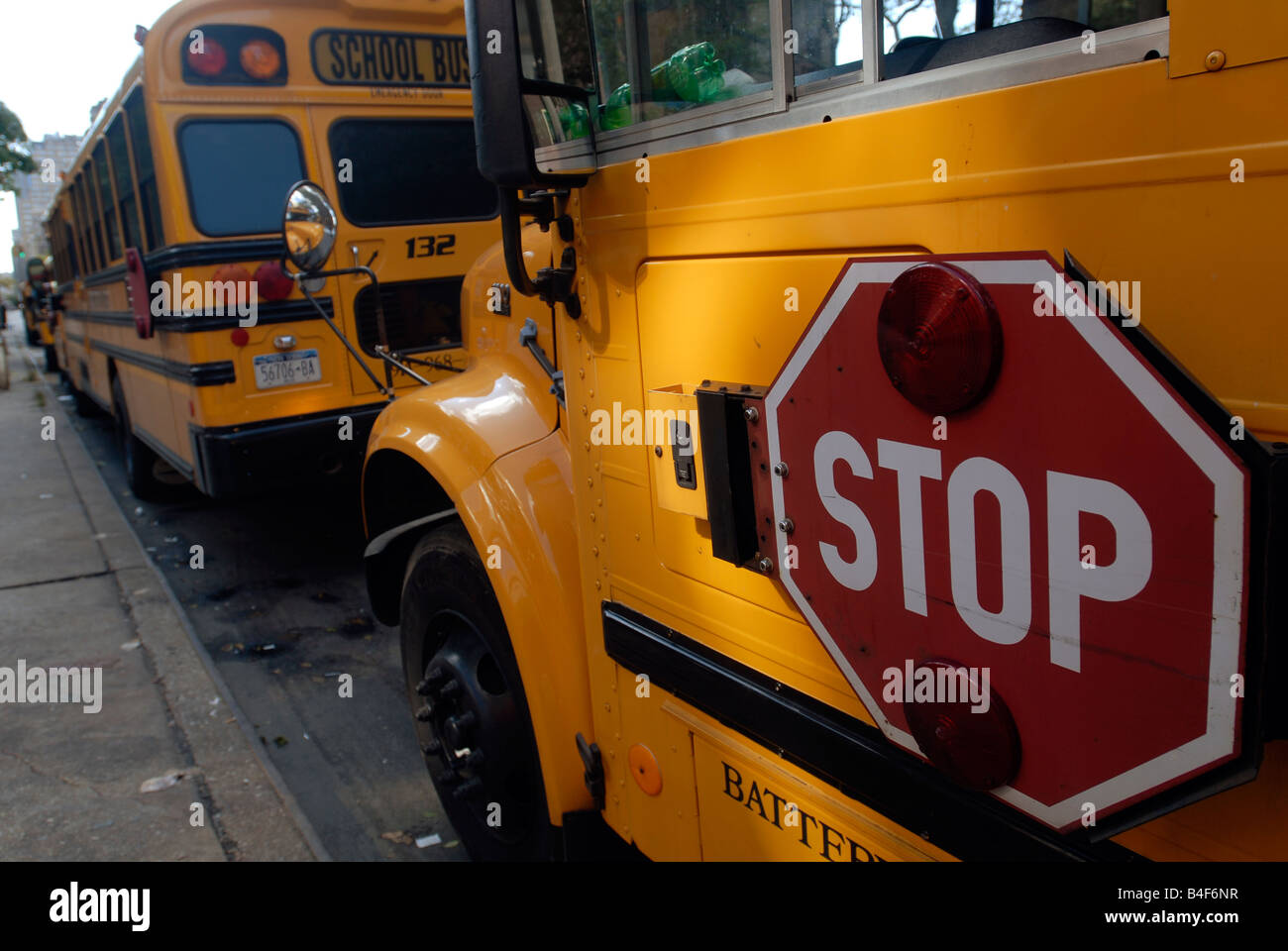 New york city school buses hi-res stock photography and images - Alamy