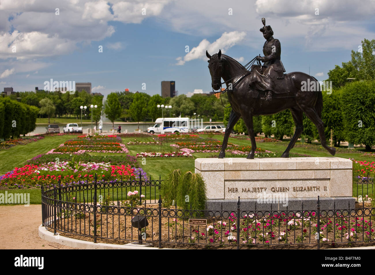 Equestrian statue of Queen Elizabeth II in the Queen Elizabeth II Gardens, City of Regina, Saskatchewan, Canada. Stock Photo