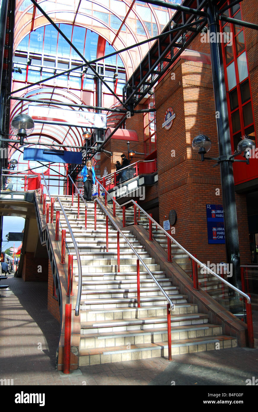 Redhill Library, Warwick Quadrant, London Road, Redhill, Surrey