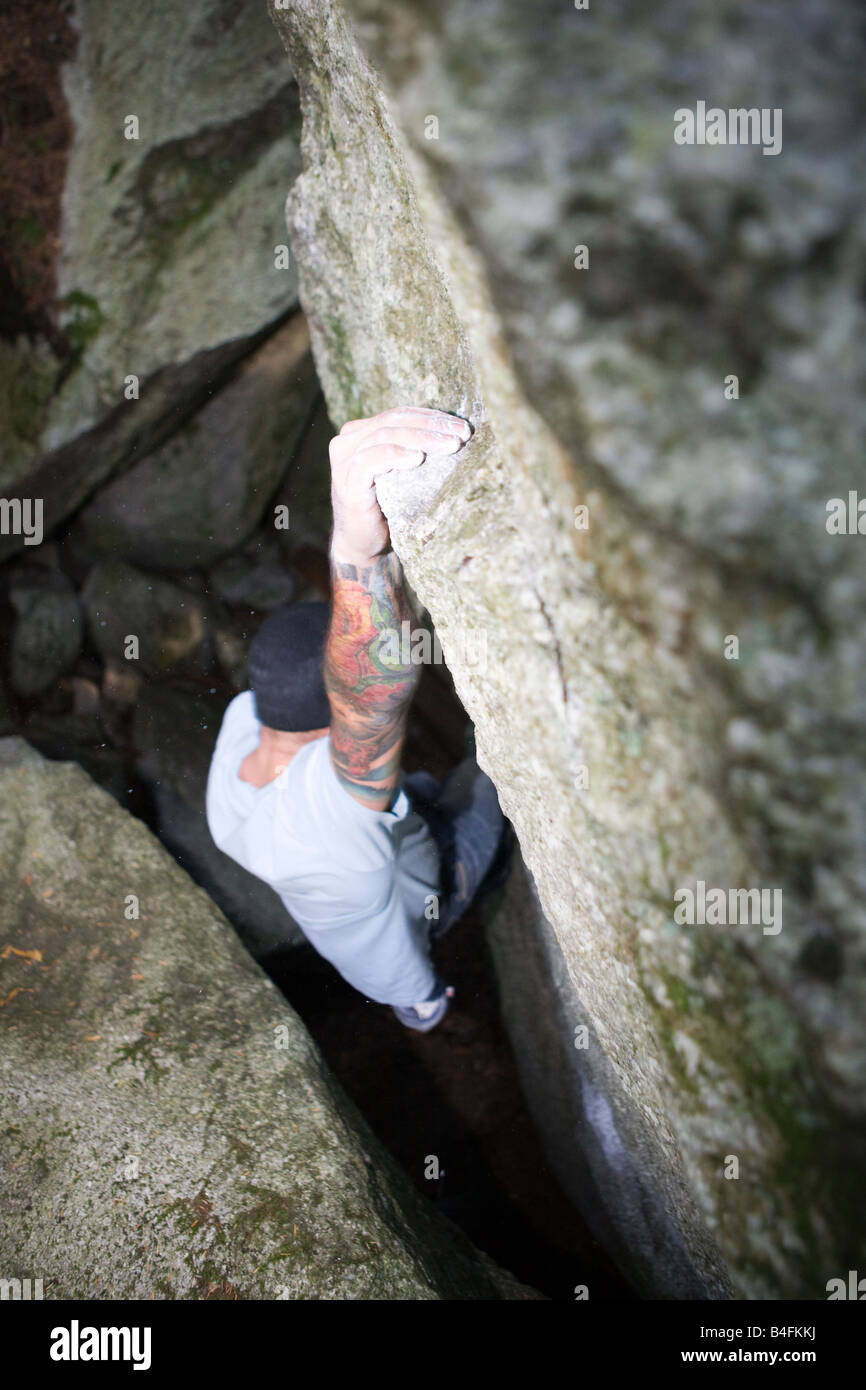 bouldering and rock climbing without ropes in Squamish British Columbia