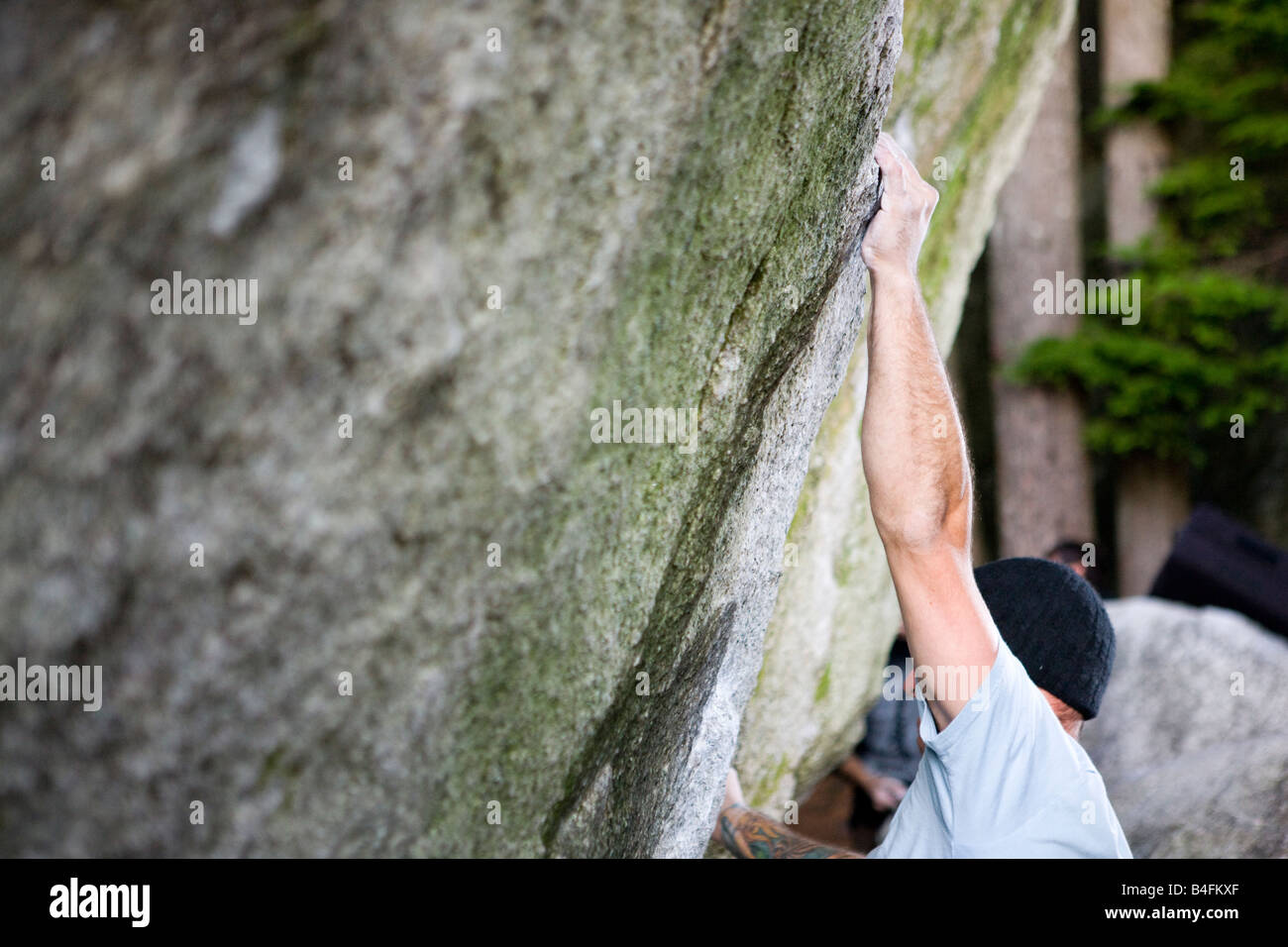 bouldering and rock climbing without ropes in Squamish British Columbia