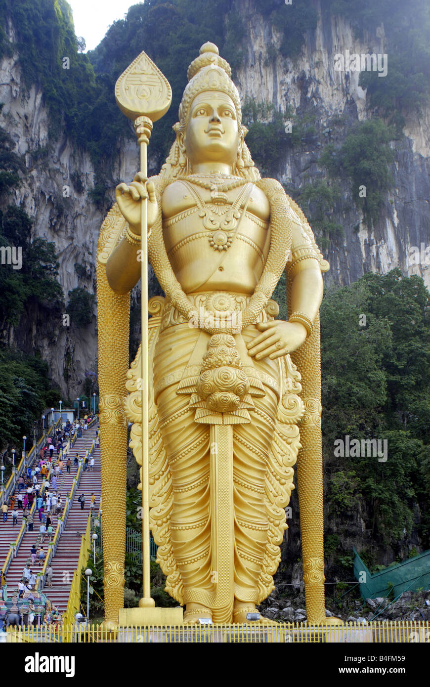 HUGE IDOL OF SUBRAMANYA AT THE ENTRANCE OF BATU CAVES IN KUALA ...