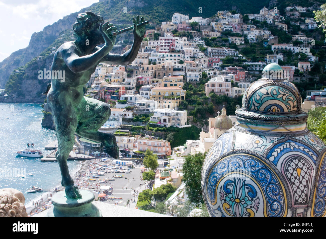 Positano pan statue hi-res stock photography and images - Alamy