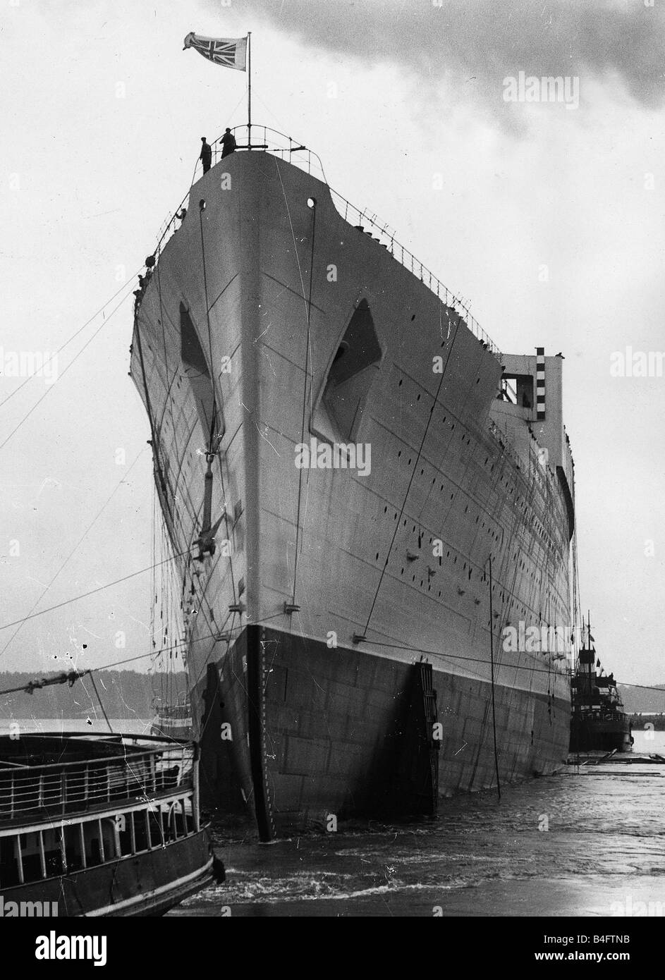 The Queen Mary ship being launched at John Brown shipyard in Clydebank September 1934 Stock