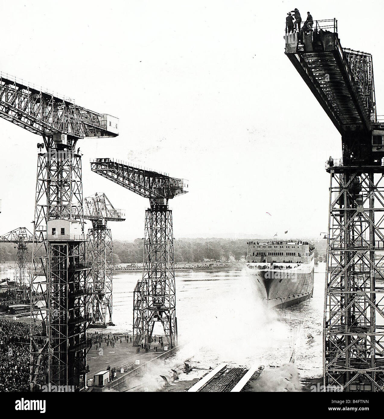 Queen Elizabeth 2 launch on the River Clyde at John Brown s shipyard at