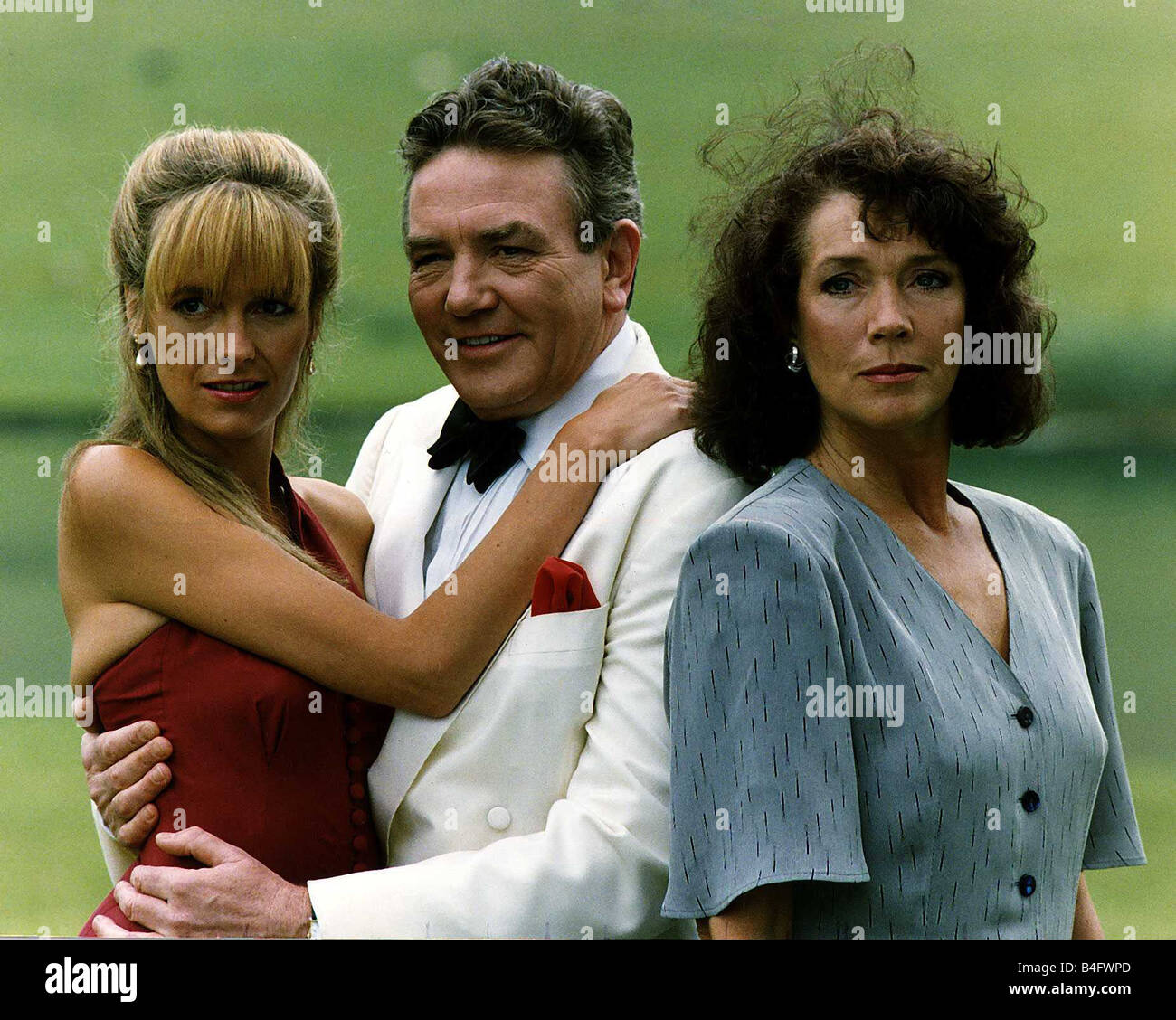 Linda Marlowe right actress Albert Finney centre and Sarah Berger left in  the BBC TV production of The Green Man Mirrorpix Stock Photo - Alamy