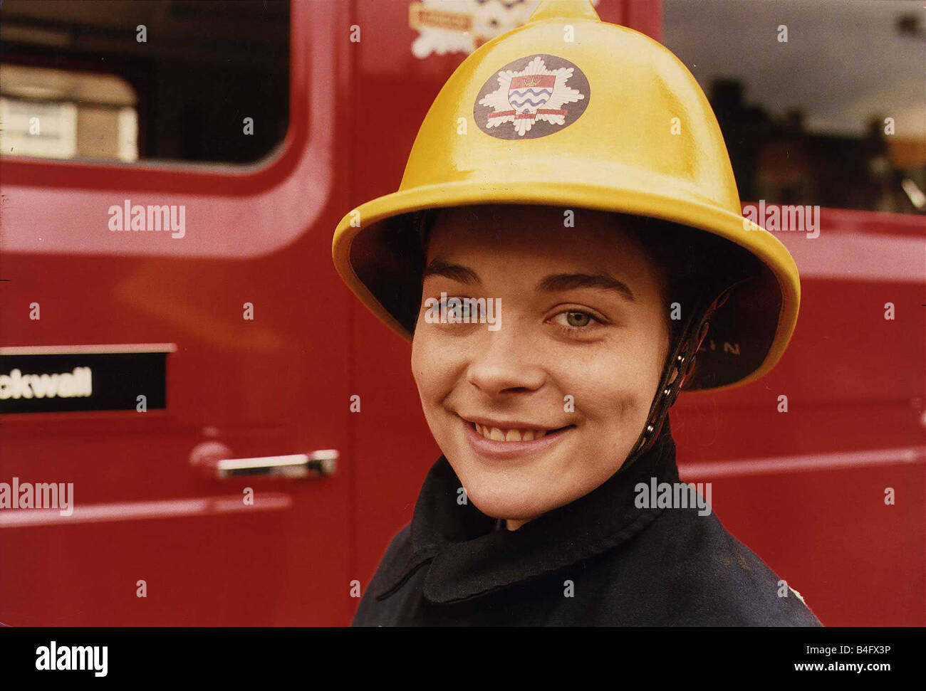 Samantha Beckinsale Actress Stars As Kate Stevens In, 53% OFF