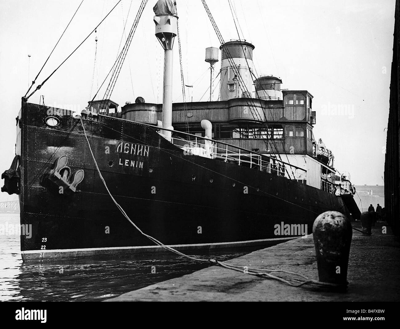 The Lenin icebreaker in docks October 1948 Stock Photo