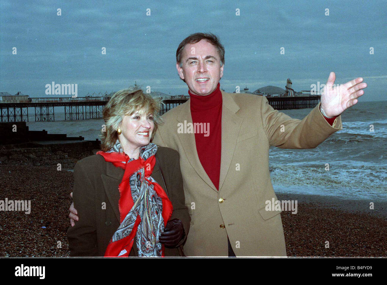 Hannah Gordon actress Peter Egan actor Feb 90 by the seaside Mirrorpix Stock Photo