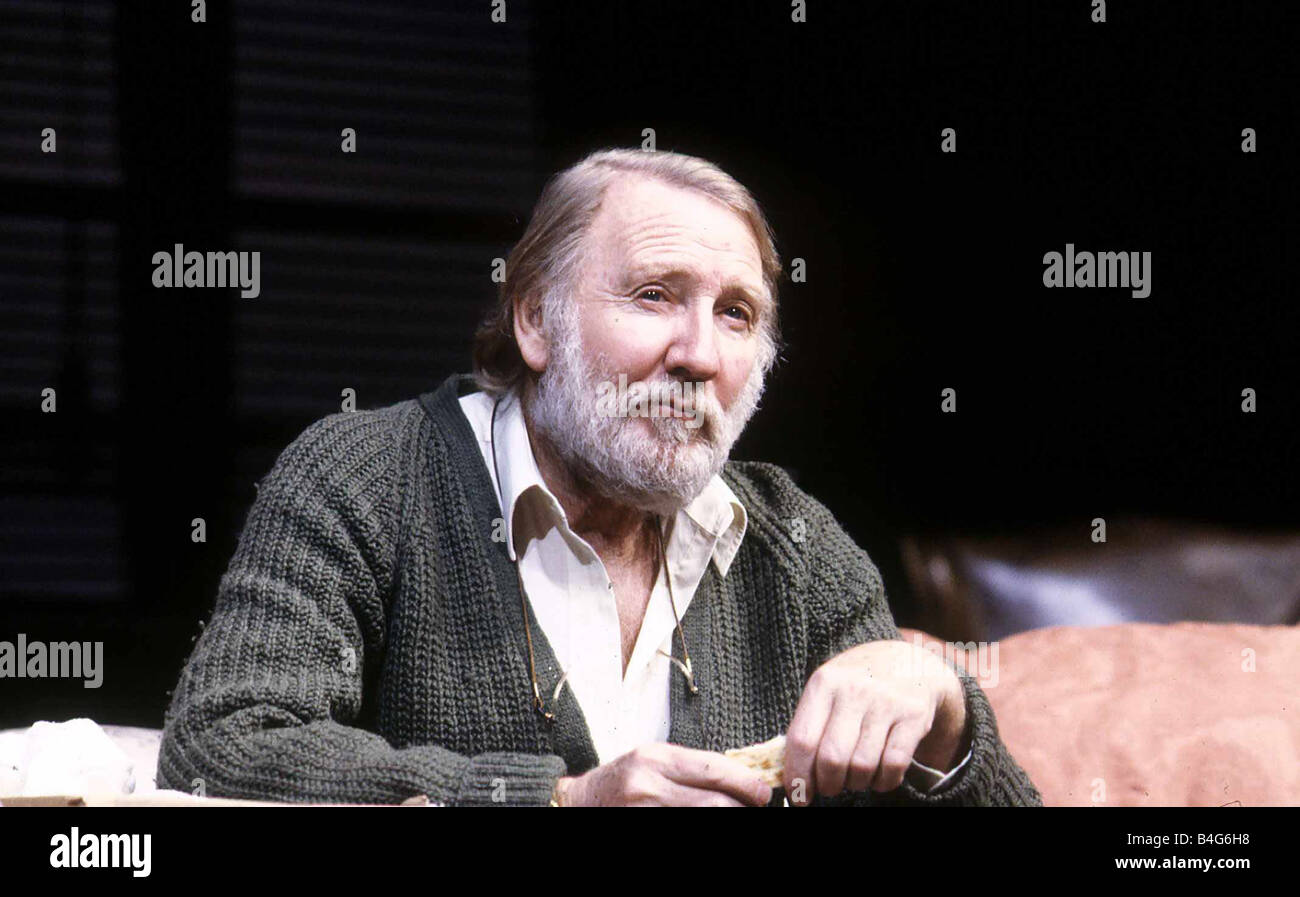 Leslie Phillips actor stars in the stage play of Painting Churches Stock Photo