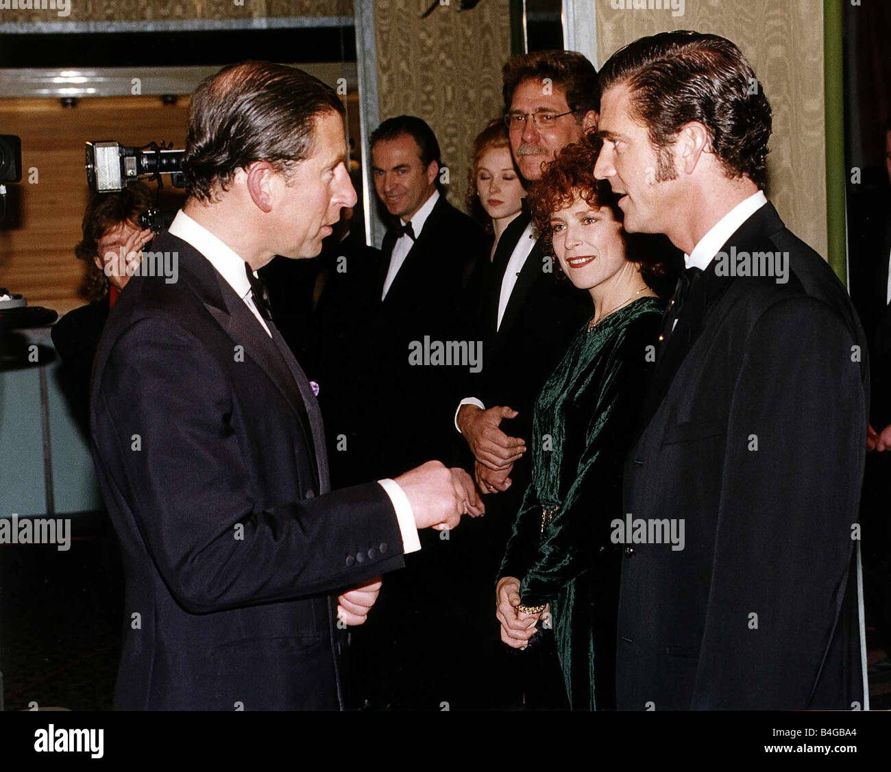 Mel Gibson actor speaking to Prince Charles at the premiere of his film Man without a face Stock Photo