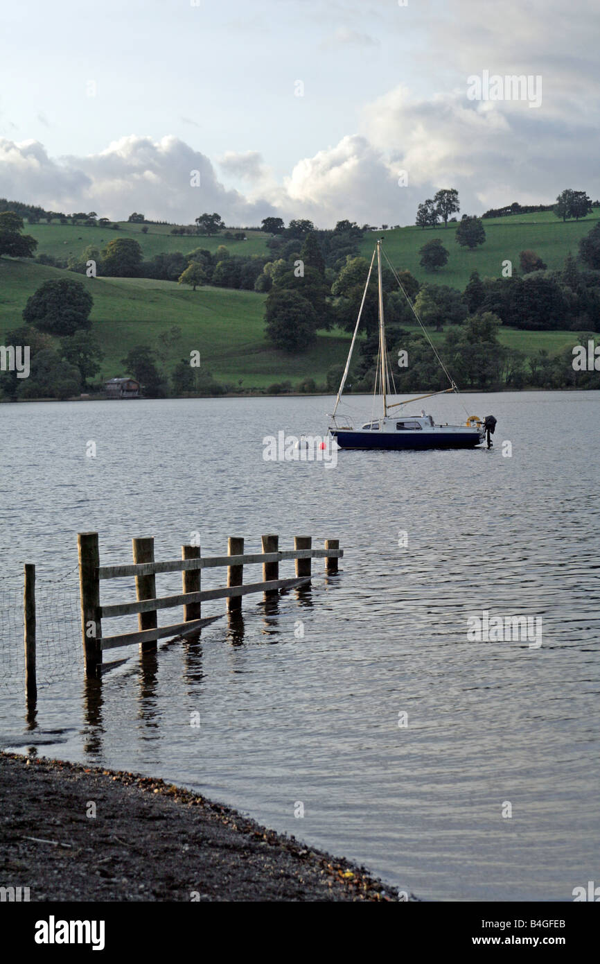 ULLSWATER ENGLISH LAKE DISTRICT AN OCTOBER DUSK Stock Photo