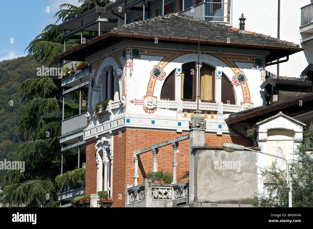 An awkward building Stock Photo - Alamy