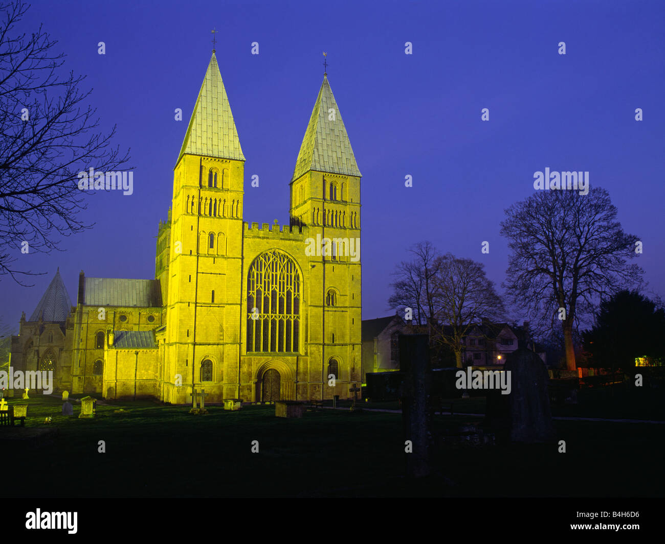 Floodlit Southwell Minster, Nottinghamshire, England Stock Photo - Alamy