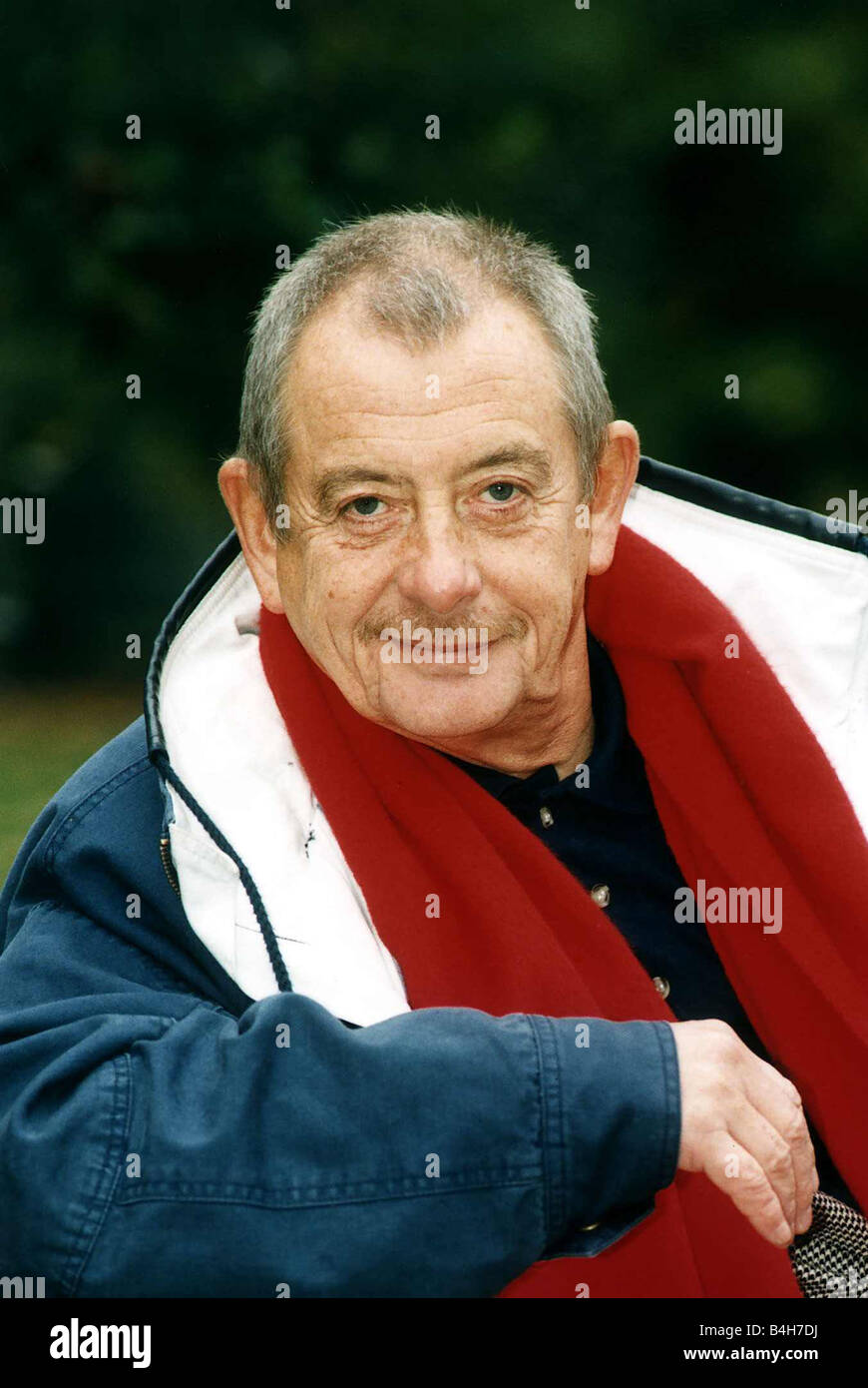 Derek Fowlds Actor who was in Yes Minister and Yes Prime Minister and more recently Heart Beat Stock Photo