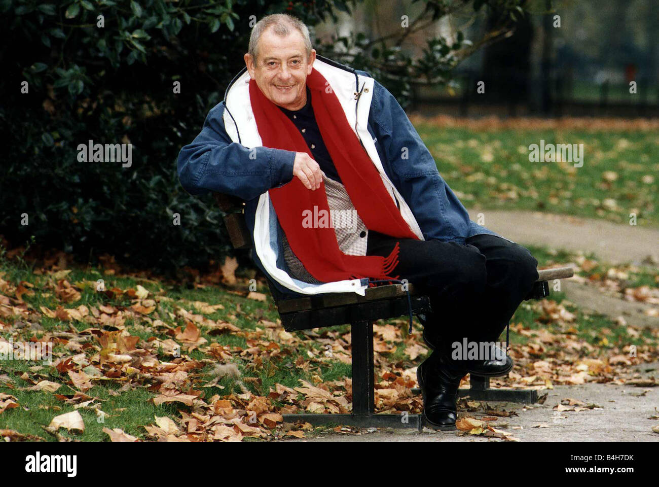 Derek Fowlds Actor who was in Yes Minister and Yes Prime Minister and more recently Heart Beat Stock Photo