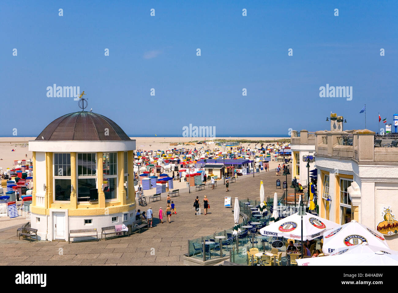 Pavilion and tourists on beach, Borkum, Lower Saxony, Germany Stock Photo