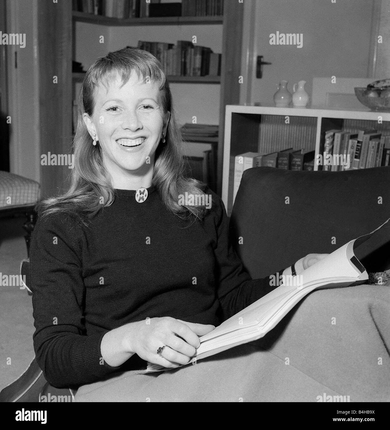 Watch Julie Harris (actress) video Watch Julie Harris (actress) video
