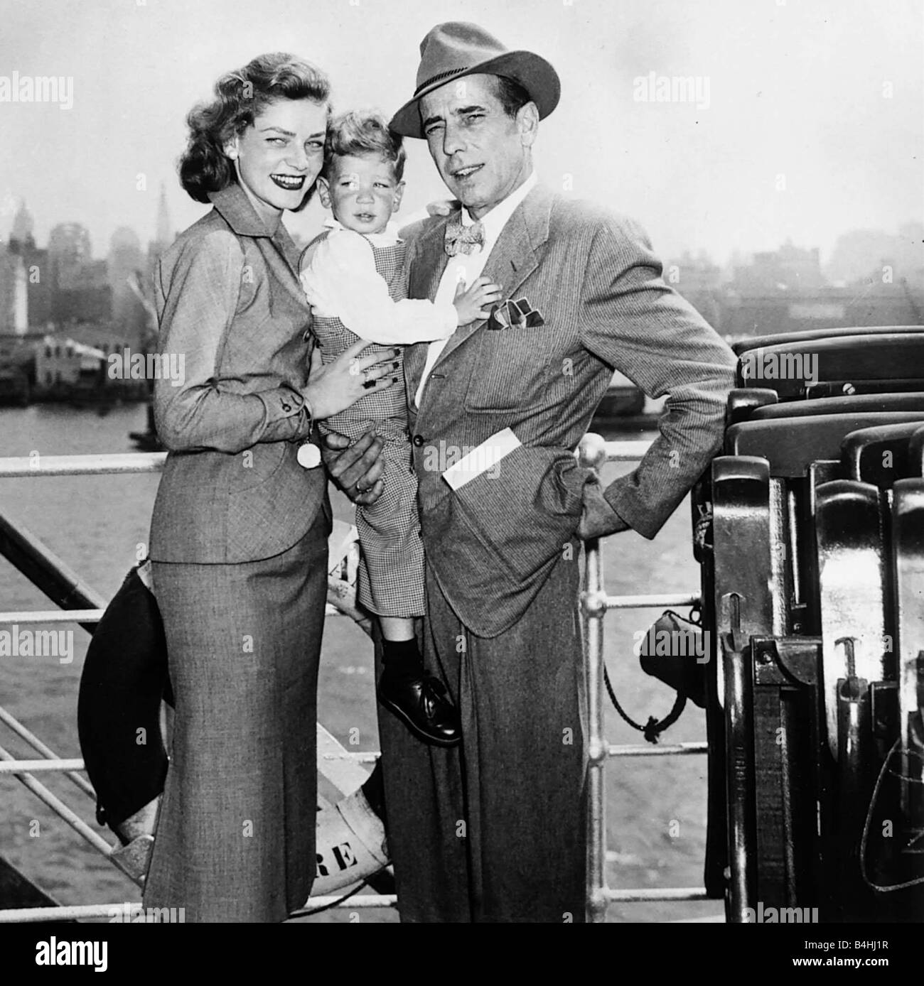 Humphrey Bogart with wife Lauren Bacall and son 1951 Stock Photo
