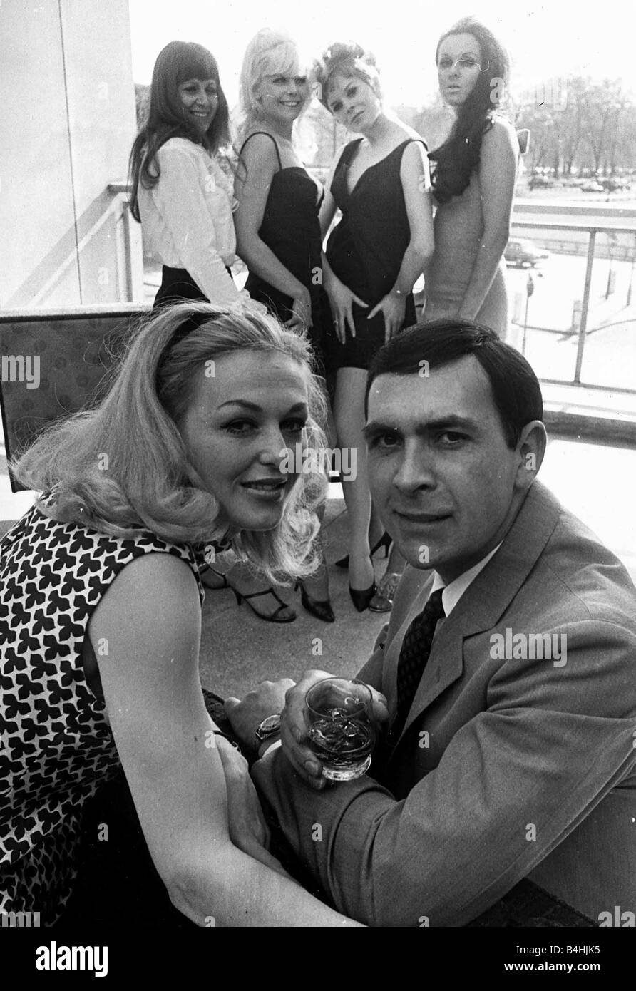 Actor Neil Connery actor brother of Sean Connery and ex plasterer 1968 with wife Eleanor Connery and girls from the film Operation Kid Brother Stock Photo