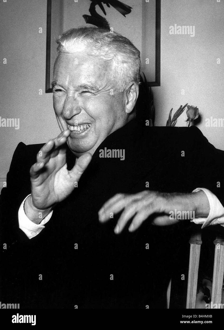 Charlie Chaplin Silent Comedy Actor October 1954 At His London Hotel Stock Photo Alamy