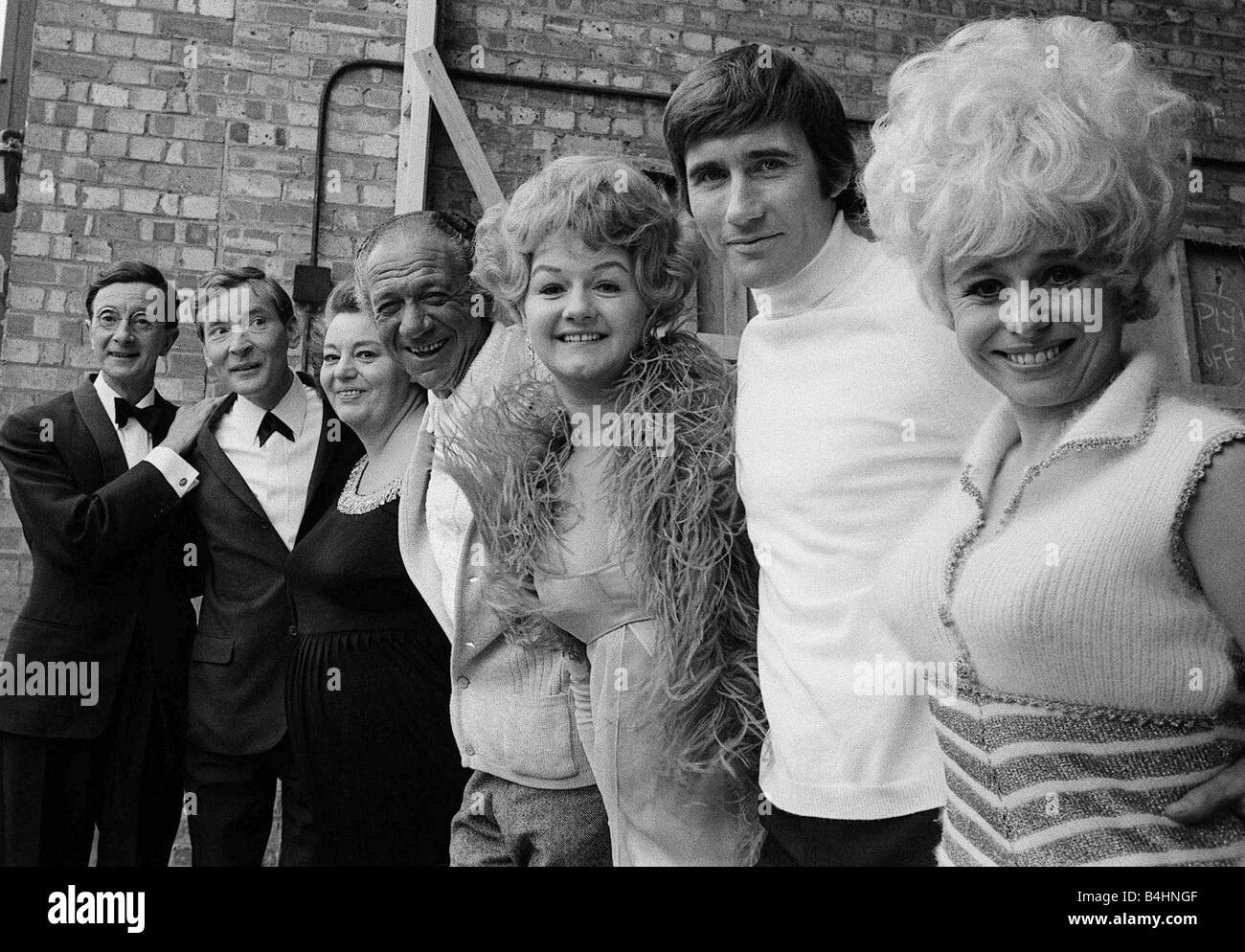 Films Carry On Again Doctor April 1969 Filming at Pinewood Studios Actors Actresses Pictured during a break Charles Hawtrey Kenneth Williams Hattie Jacques Sid James Joan Sims Jim Dale and Barbara Windsor Stock Photo