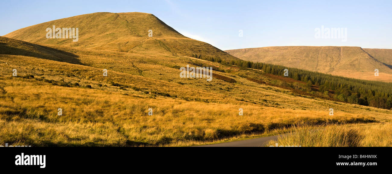 brecon beacons national park landscape powys wales Stock Photo Alamy