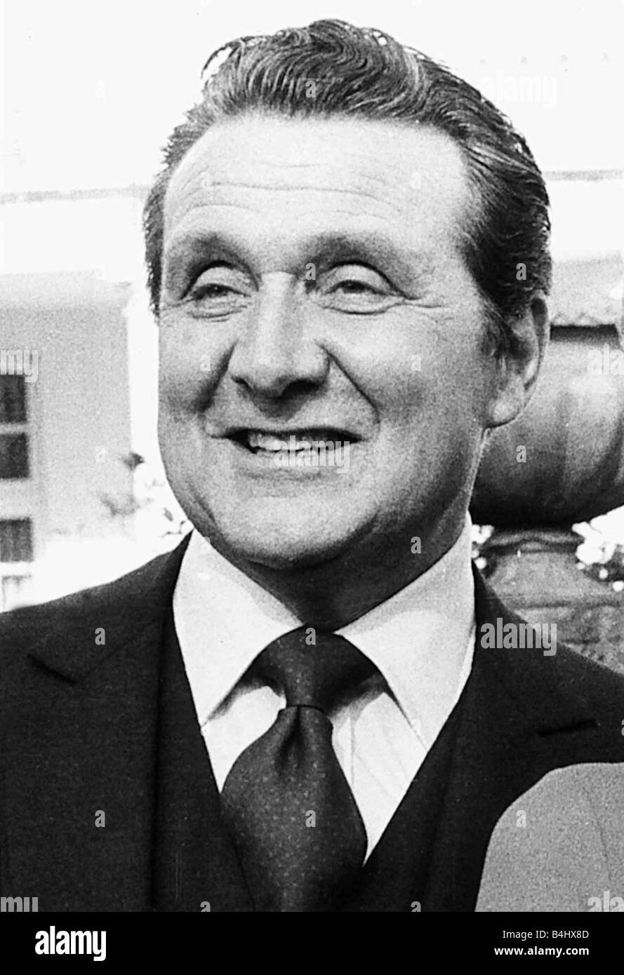 Patrick MacNee British actor 1976 Stock Photo Alamy