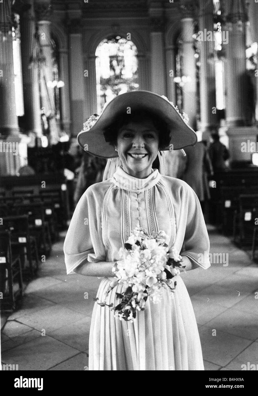 Actress Noele Gordon as Meg Richardson is married 1975 Crossroads TV programme Stock Photo