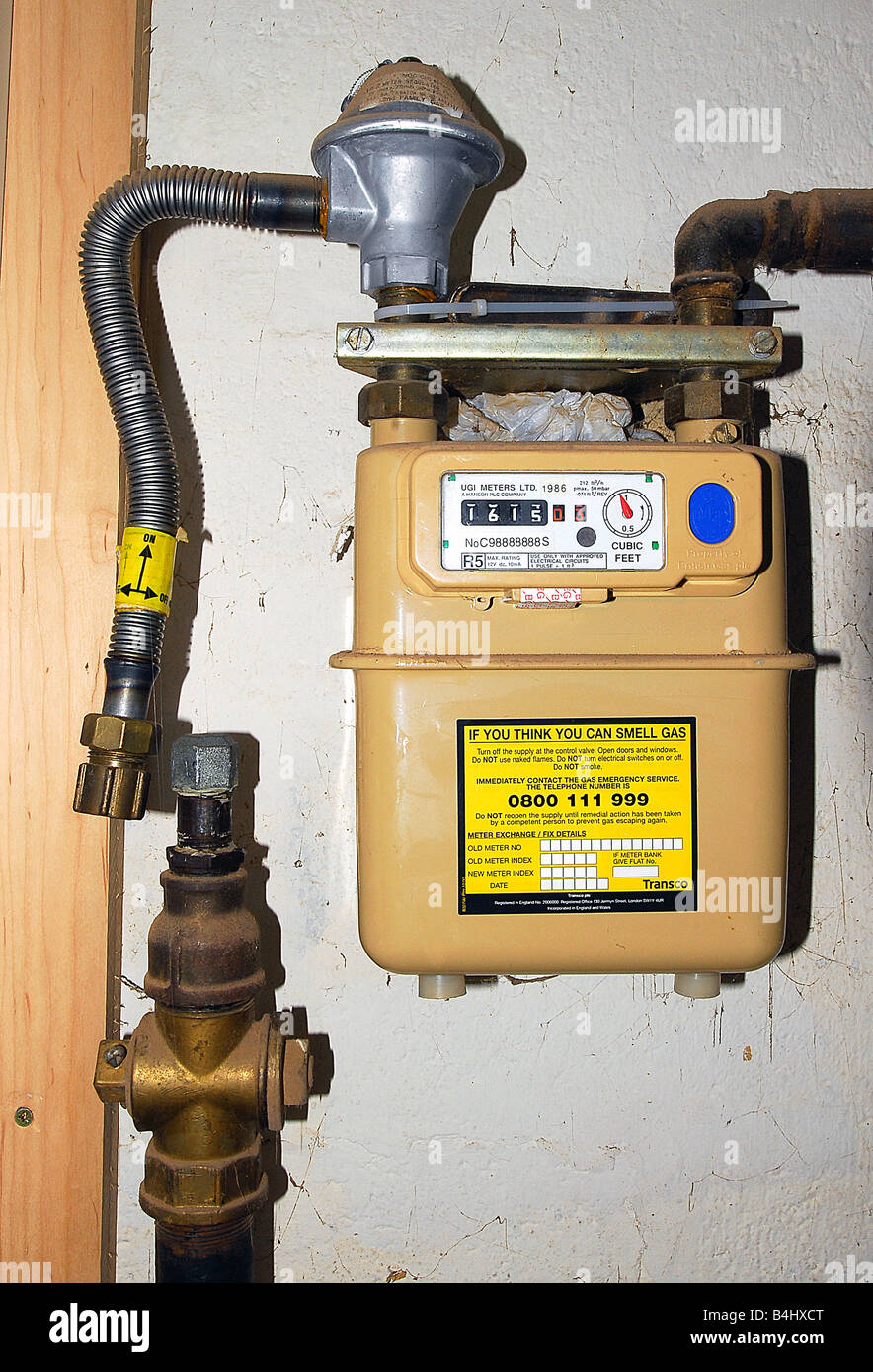 Disconnected gas meter on wall Stock Photo - Alamy