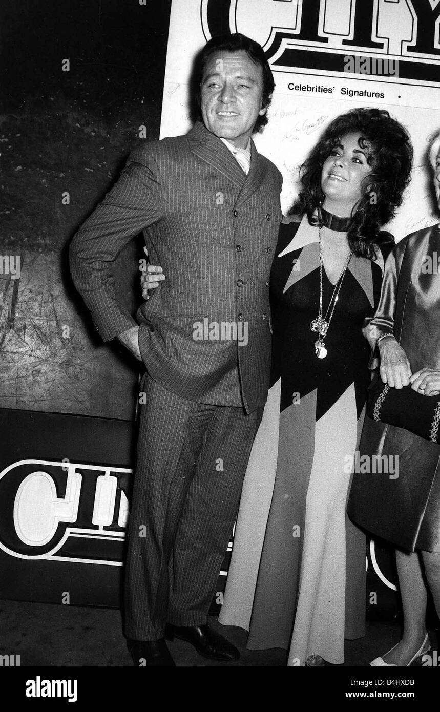 Richard Burton and Elizabeth Taylor at the Round House London 1970 Stock Photo