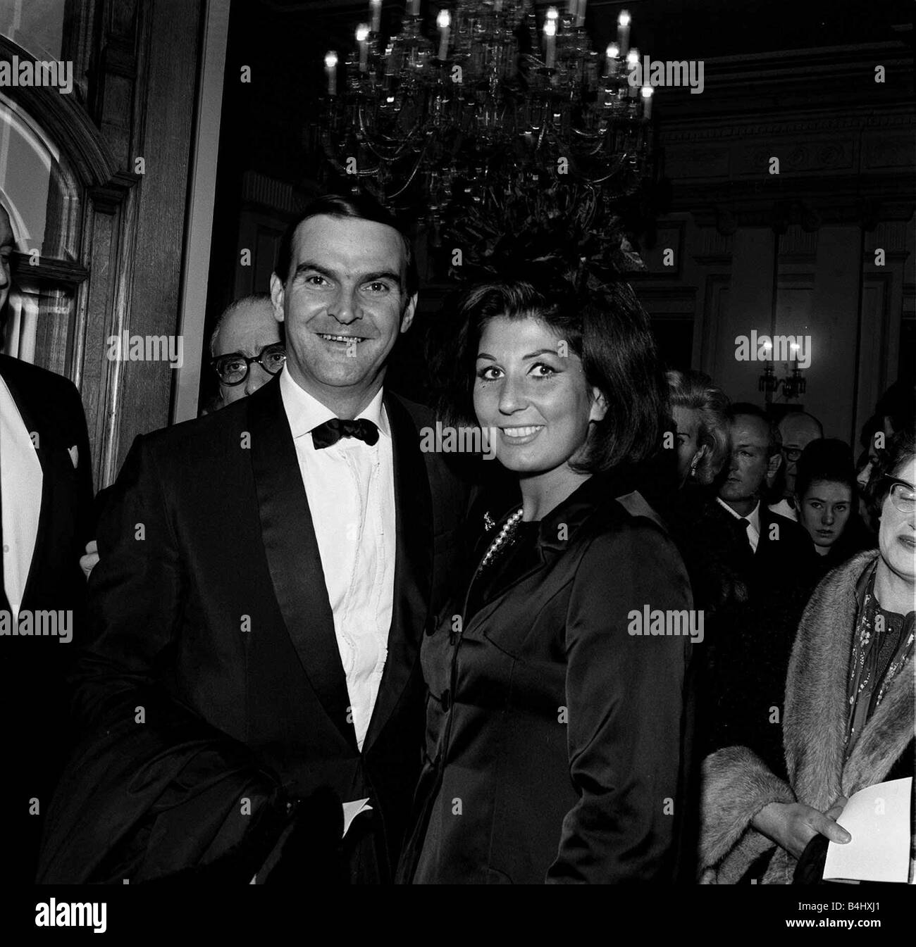 Alan Cogan Alma cogan hi-res stock photography and images - Alamy