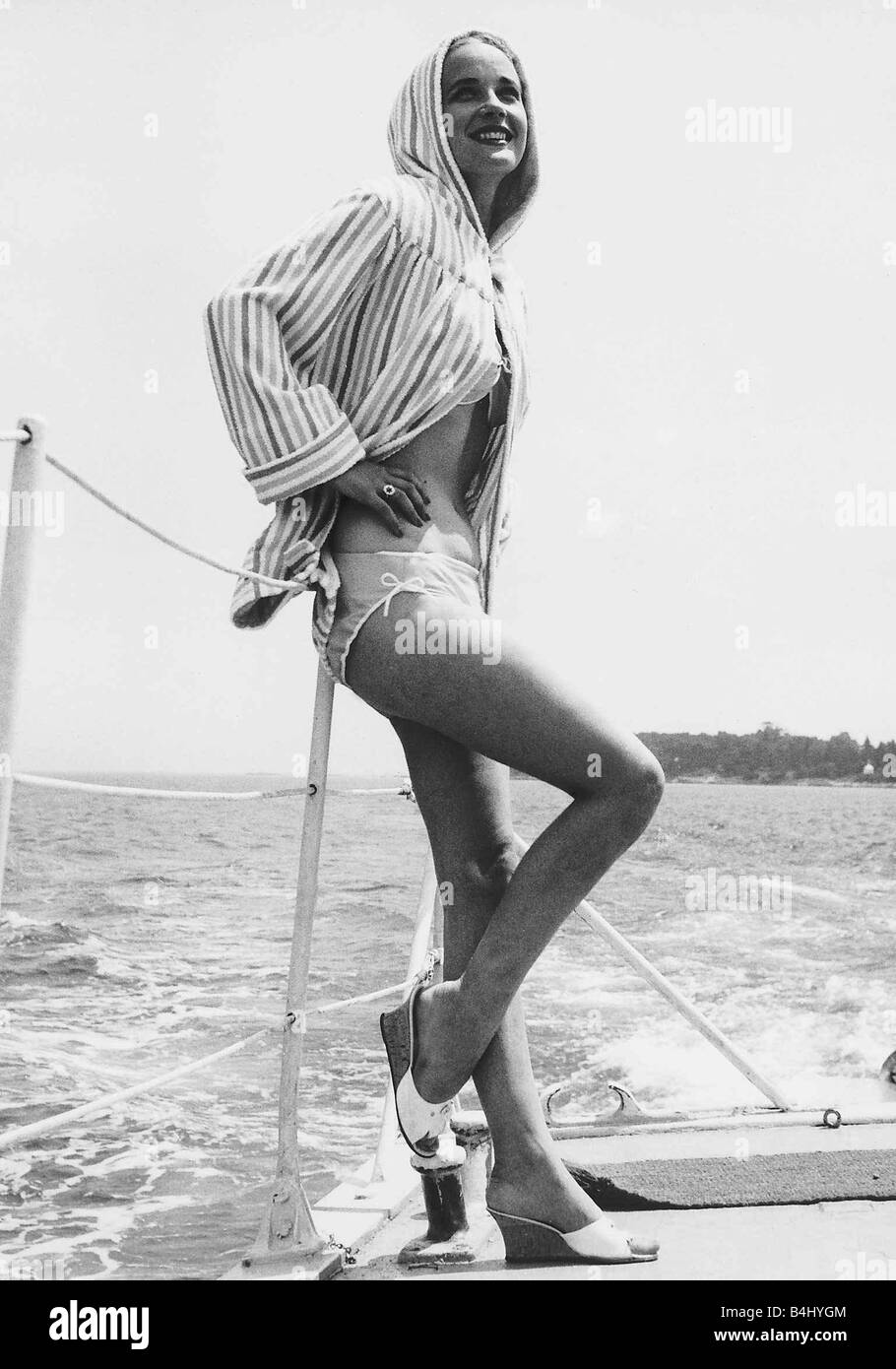 Diane Brewster pictures Cindy Taylor photo