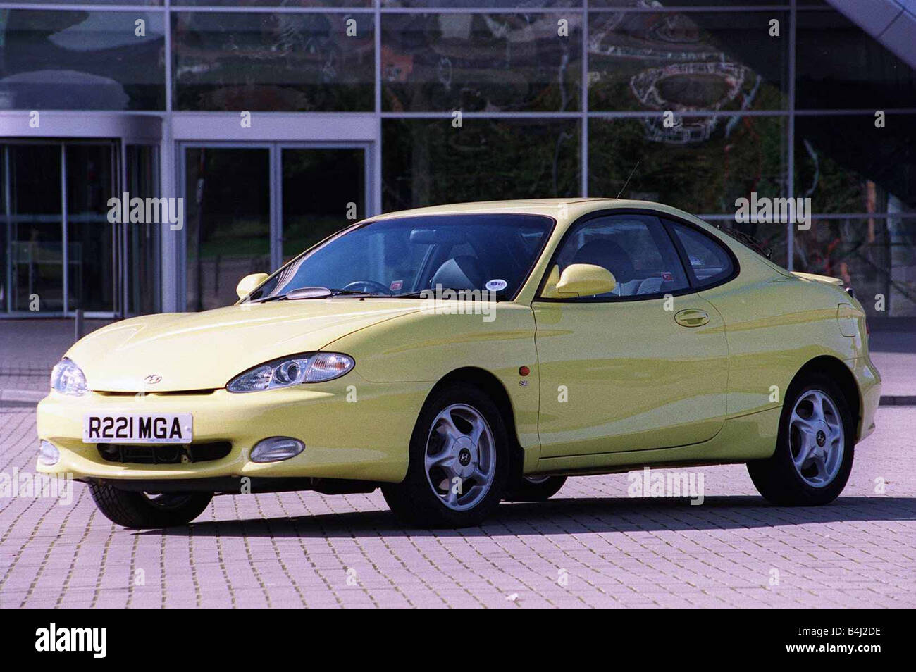 Hyundai coupe 2000 hi-res stock photography and images - Alamy