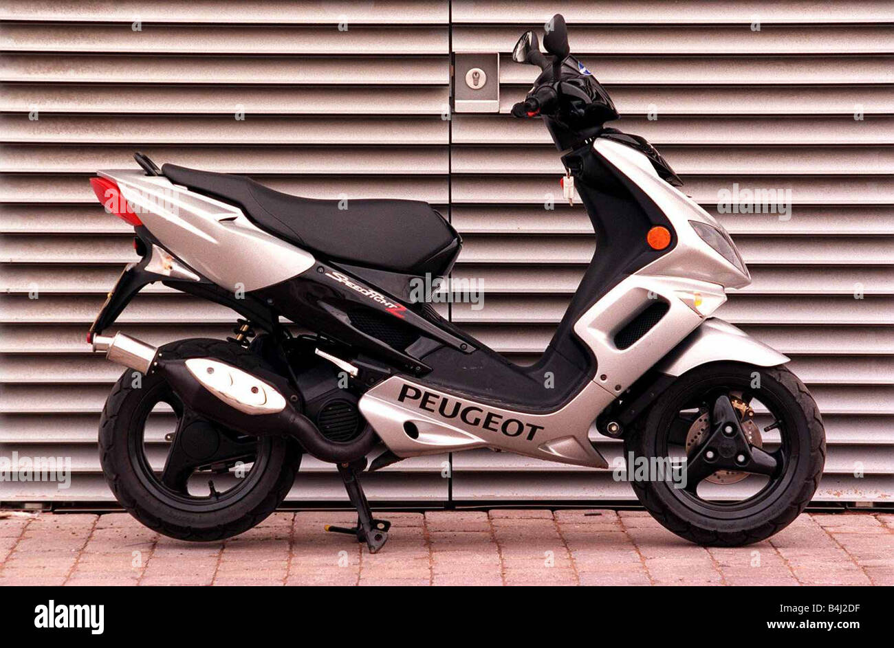 Peugeot 50 cc speedfight scooter September 2000 Stock Photo - Alamy