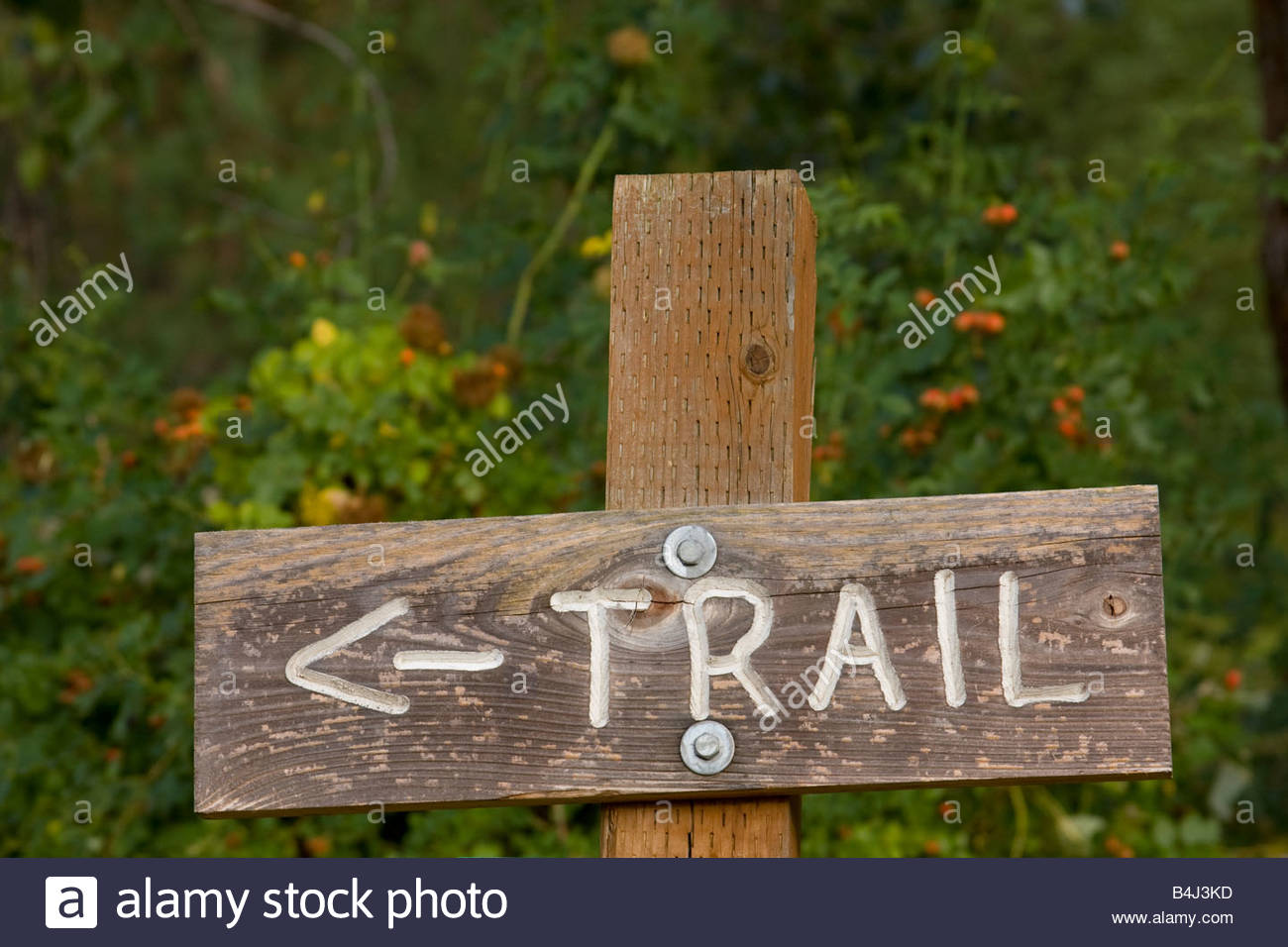 Wooden Trail Marker Stock Photos & Wooden Trail Marker Stock Images - Alamy