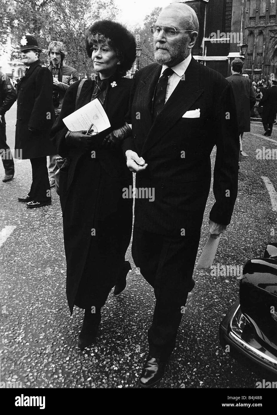 Joan Plowright Actress with Actor Lord Olivier at the memorial service of Actor Sir Ralph Richardson November 1983 Dbase MSI Stock Photo