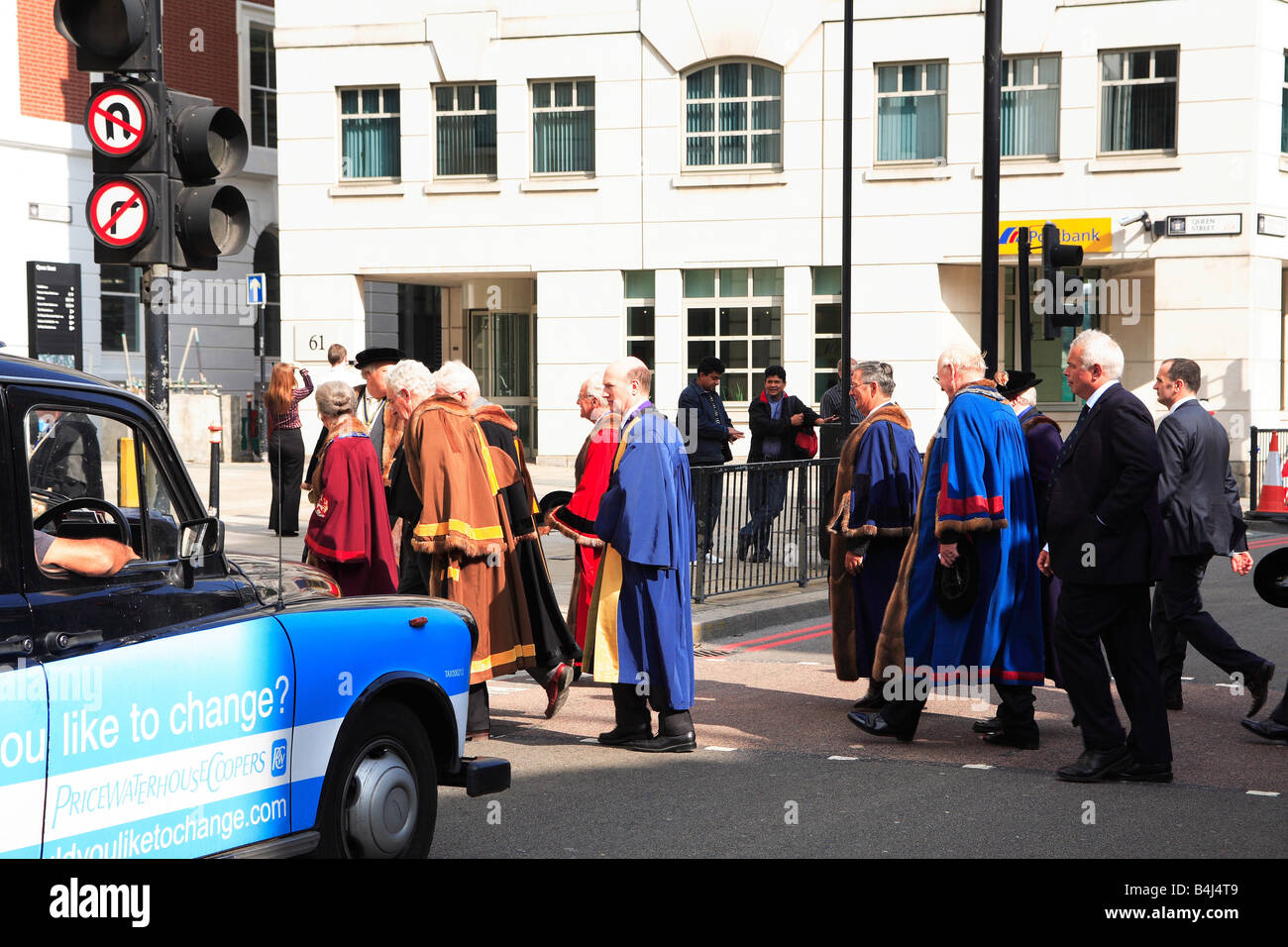Vintners Livery Company Robes City of London England Stock Photo - Alamy