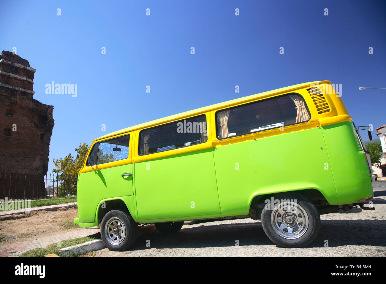 VOLKSWAGEN VAN BUS TRANSPORTER BOOK VW CAMPER WESTFALIA T1 T2 T3 T4 T5 1950 2010 VOLKSWAGEN VAN BUS TRANSPORTER BOOK VW CAMPER WESTFALIA T1 T2 T3 T4 T5 1950 2010