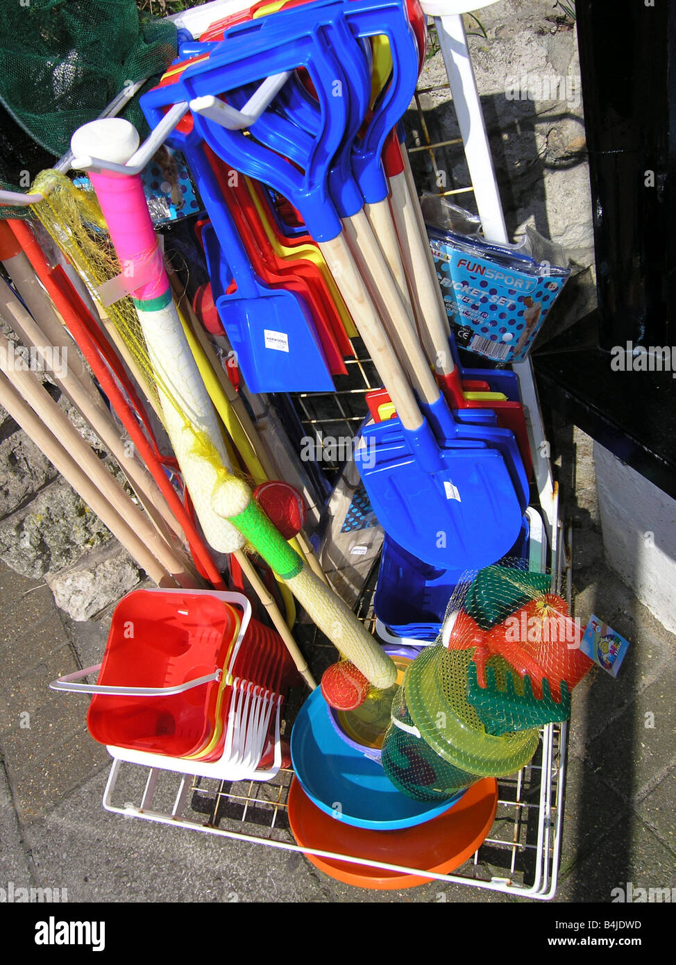 Bucket and spade spades hires stock photography and images Alamy