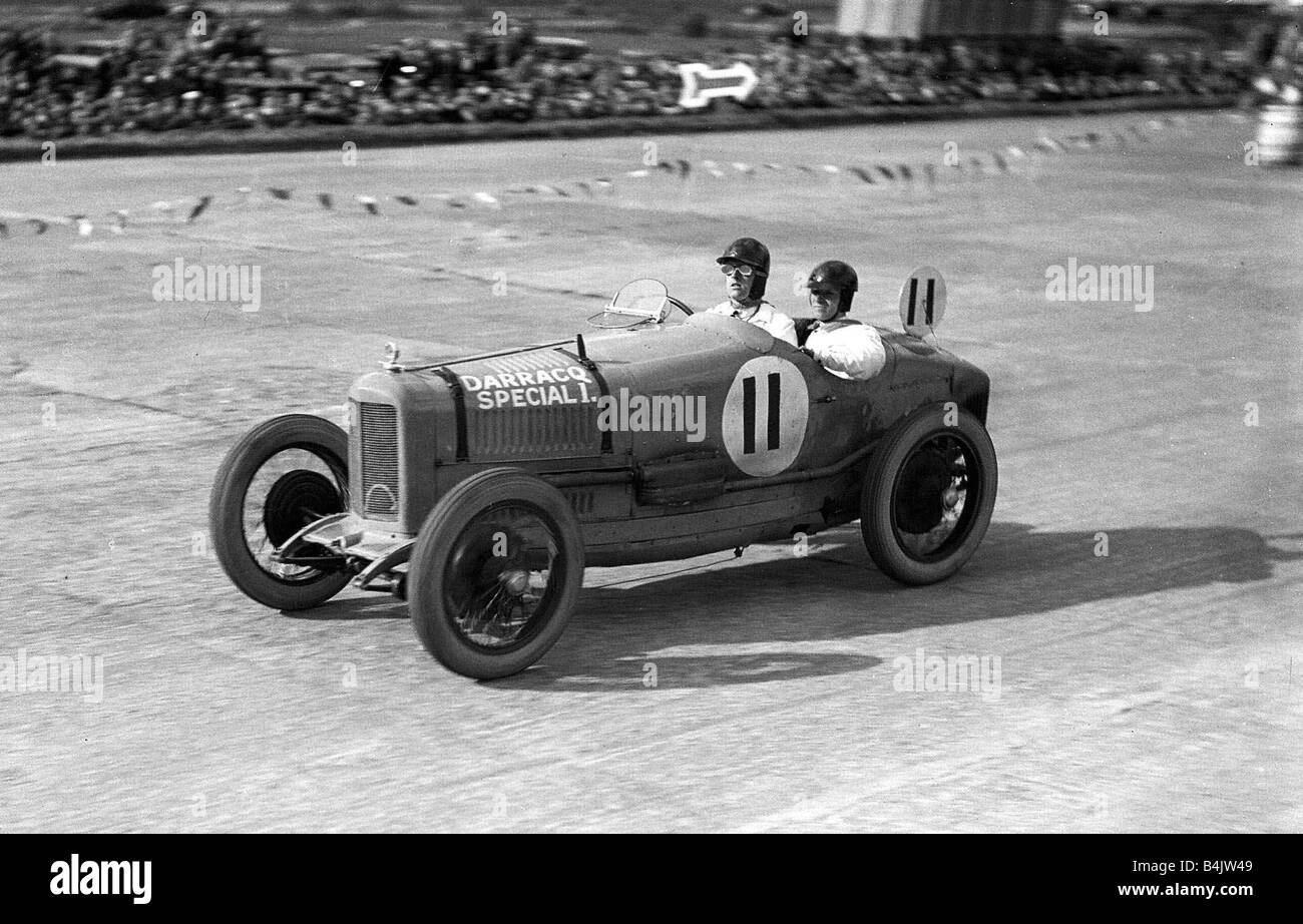 Mr Segrave in his Darracq Special 1 competing at the Brooklands circuit Transport Car Number 11 Motor Sport Old September 1925 Stock Photo
