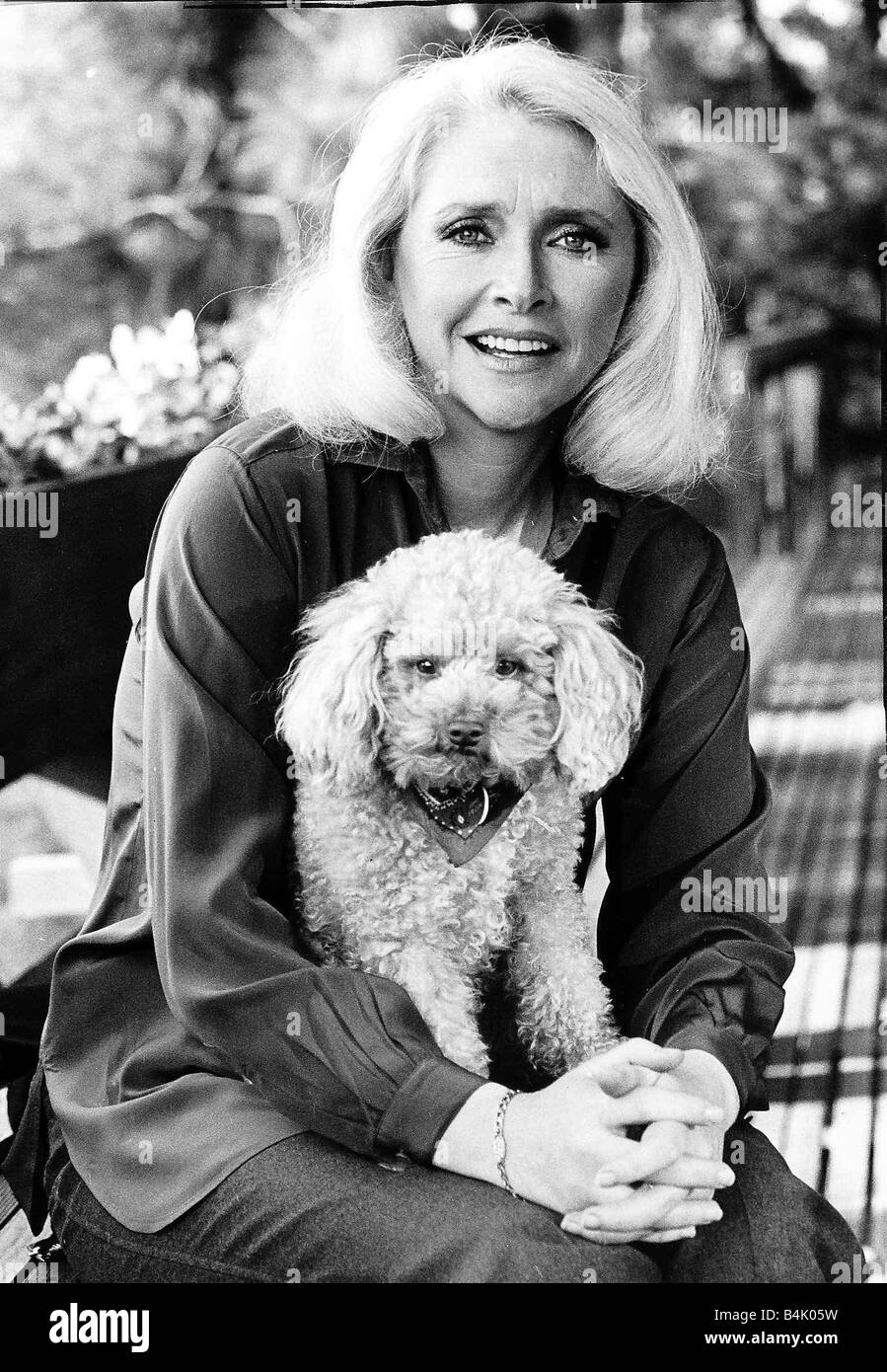 Susan Flannery actress with her pet dog Oxnard star in Dallas February 1981 dbase Stock Photo