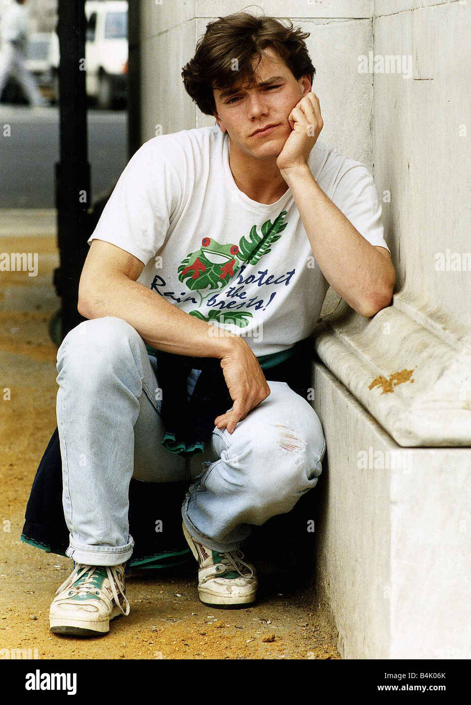 Simon O Brien Actor stars in a new about a YTS Trainee May 1989