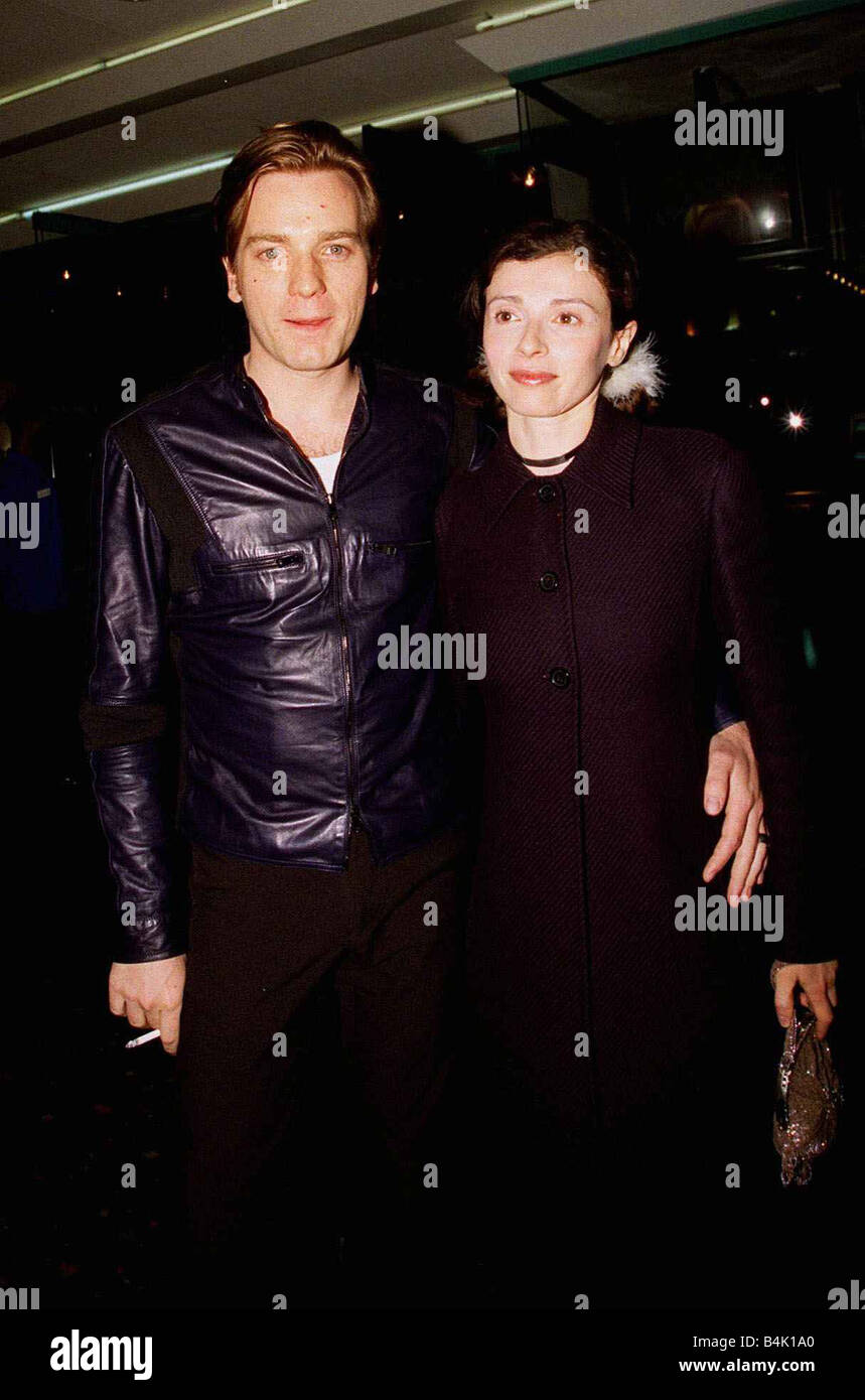 Ewan McGregor with partner arrive for film premier April 1999 of eXistenZ in London Stock Photo