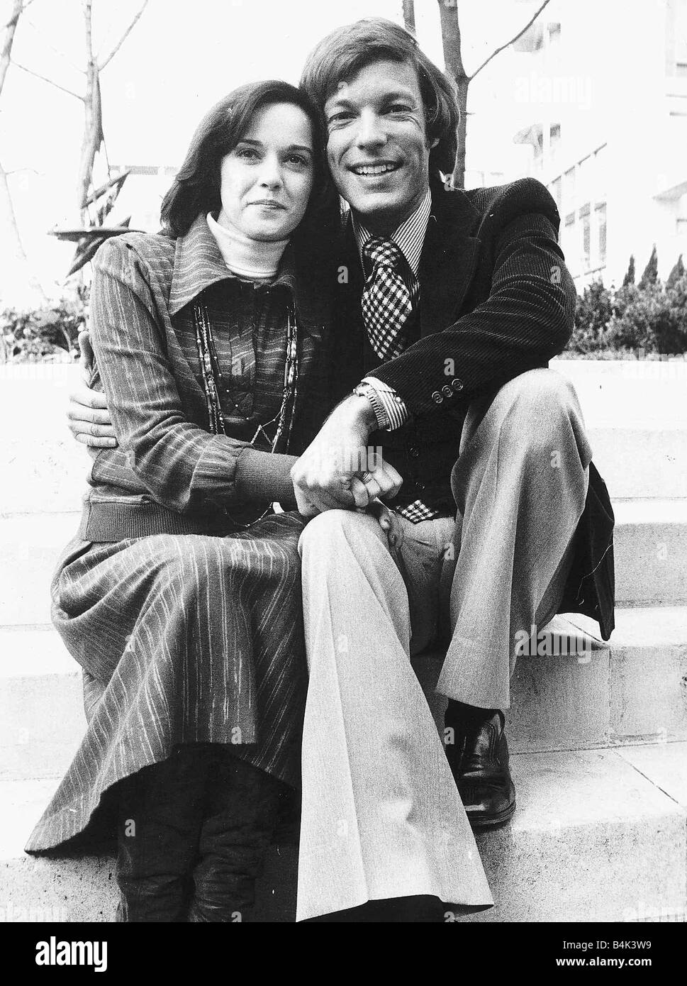Gemma Craven Actress with actor Richard Chamberlain March 31st Marks the  birthday of actor Richard Chamberlain born 1935 LAFMAR Stock Photo - Alamy, image size:969x1390