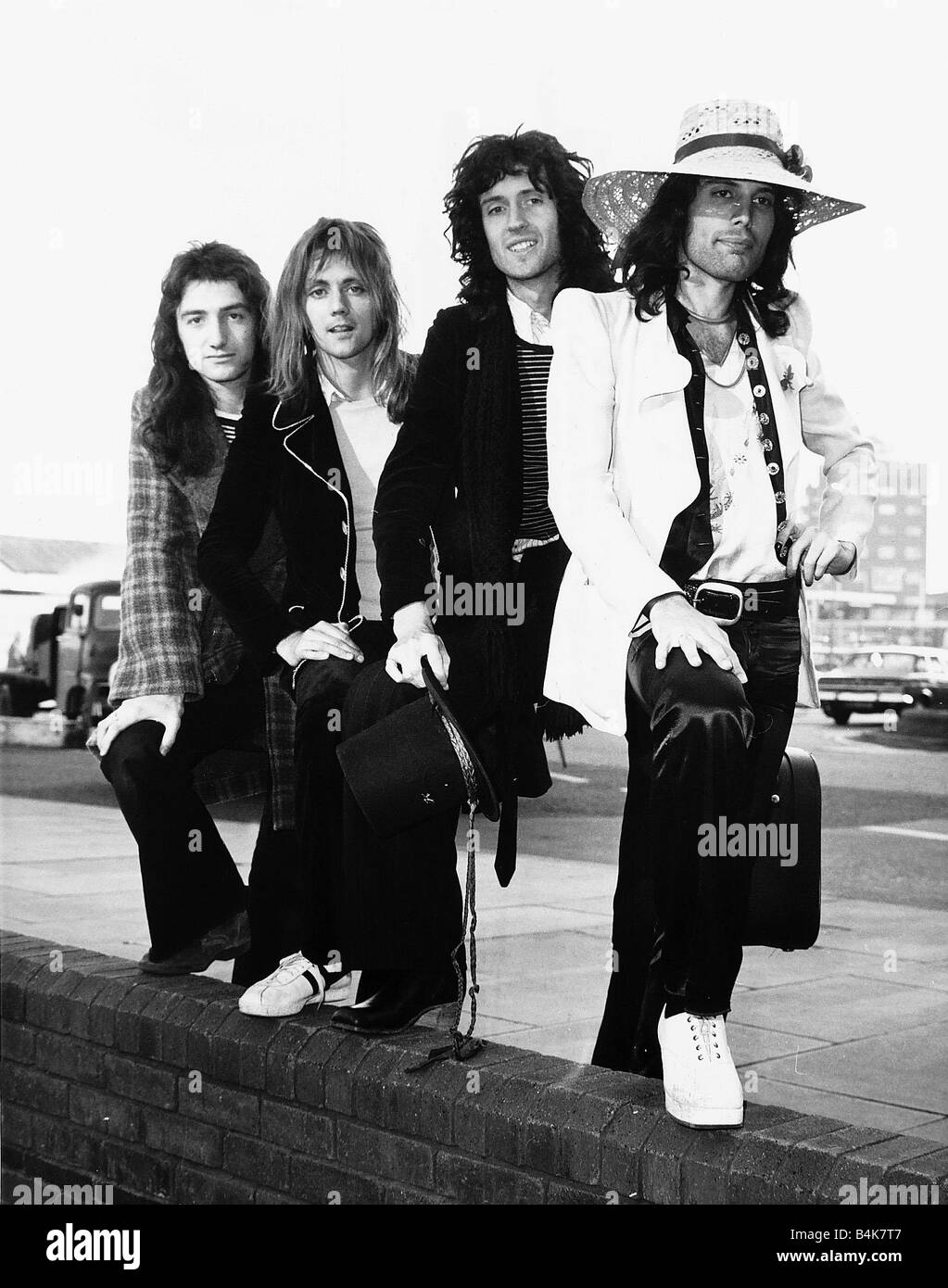 Ydmyghed Bonus ubrugt Queen Rock Pop Group left to right John Deacon Roger Taylor Brian May  Freddie Mercury msi 1970s Freddie Mercury Stock Photo - Alamy